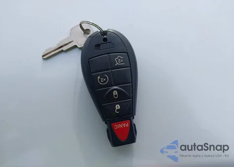 2010 Jeep Grand Cherokee Limited z USA, uszkodzony, nr VIN 1J4RR5GT4AC124664